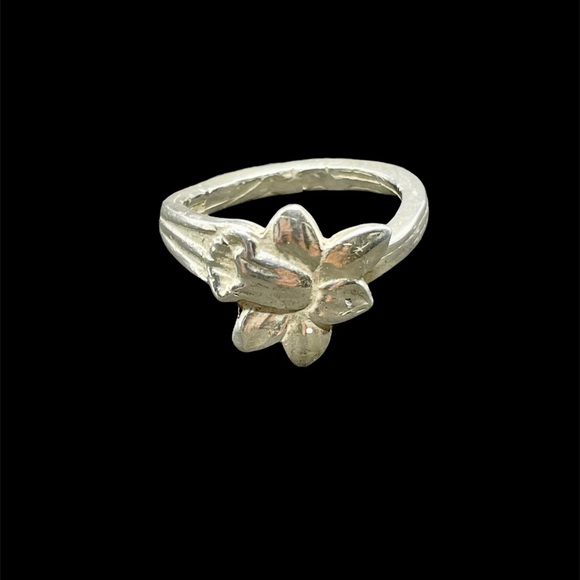 Vintage sterling silver iris flower ring - Picture 4 of 5